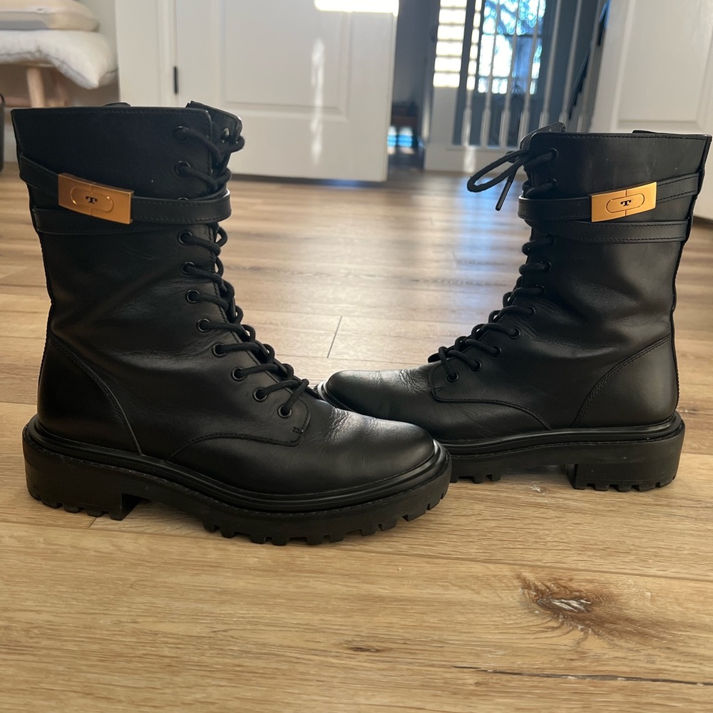 Tory Burch t hardware lug sole combat boots
